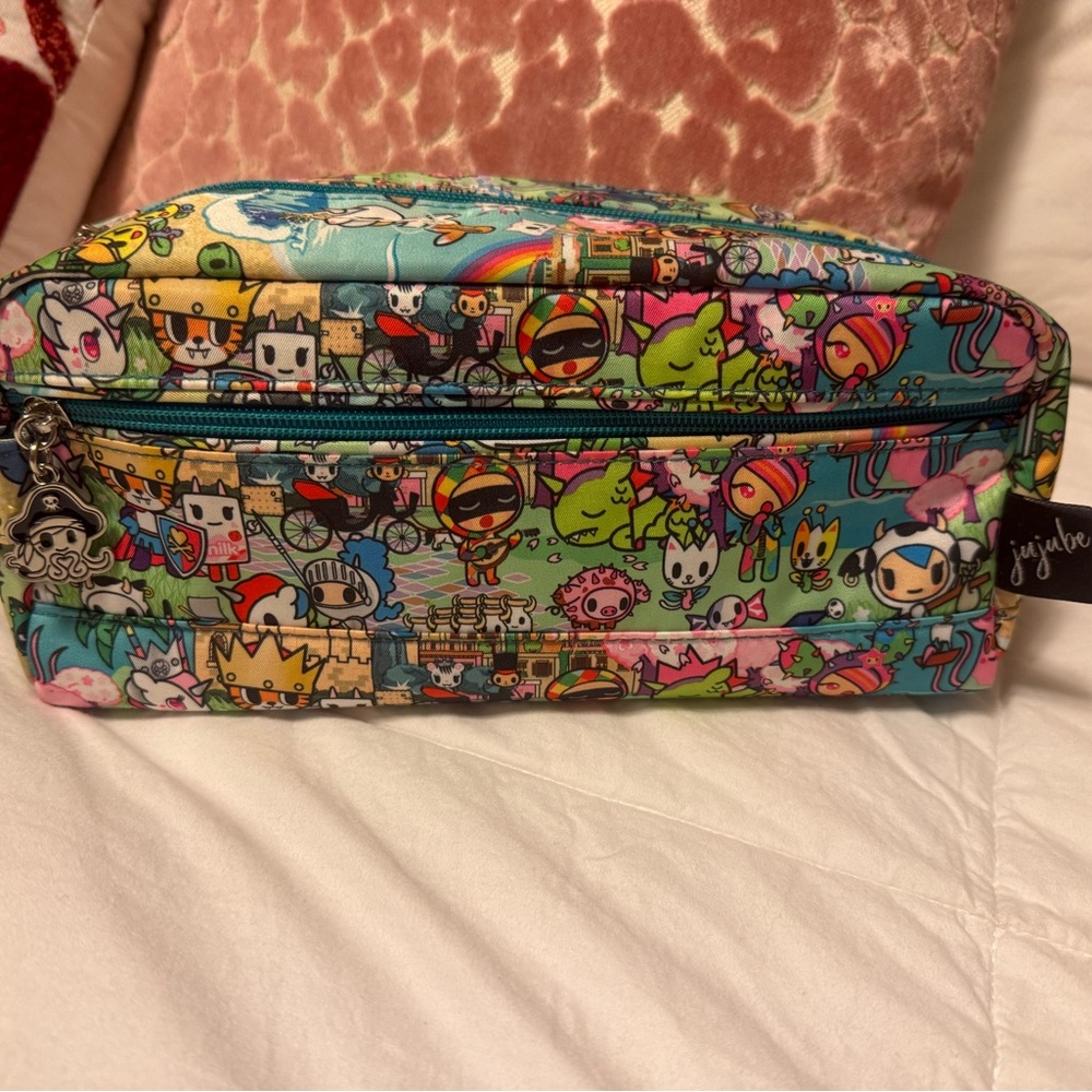 Jujube be dapper fantasy Island Tokidoki Colorful Cosmetic Bag